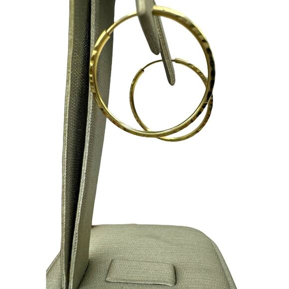 14K Yellow Gold Hammer Textured Hoop Earrings (15948) - Picture 5 of 10